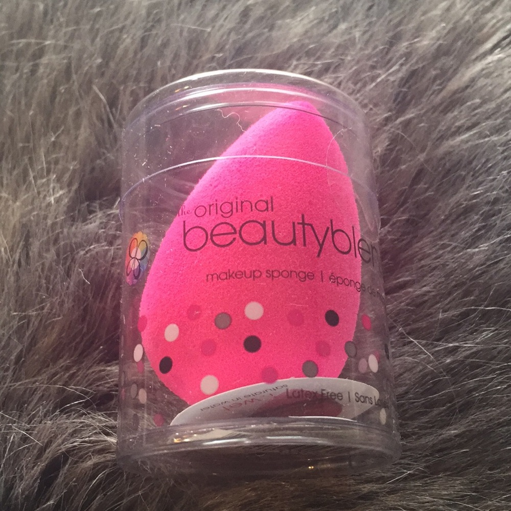 Brand new beauty blender